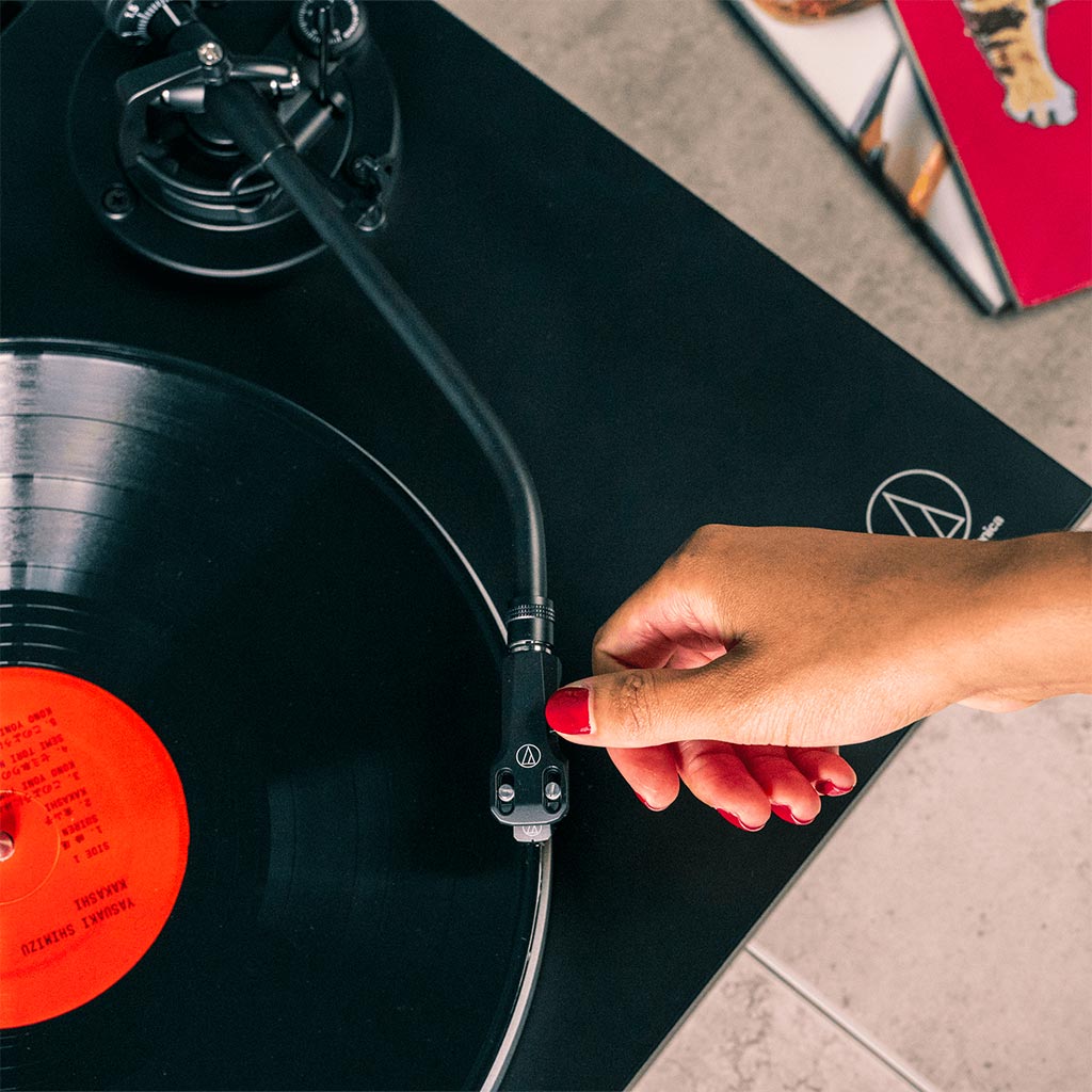 Audio Technica AT-LP5X Manual Direct-Drive Turntable